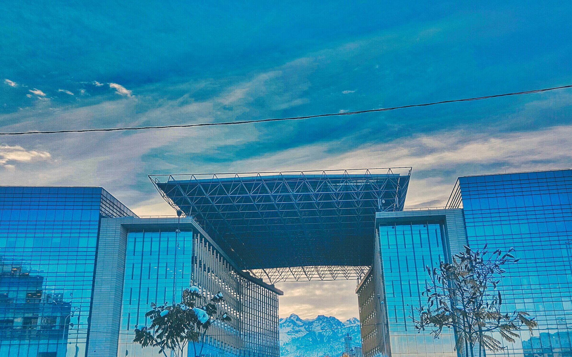 We provide natural extracts for various industry (B2B)